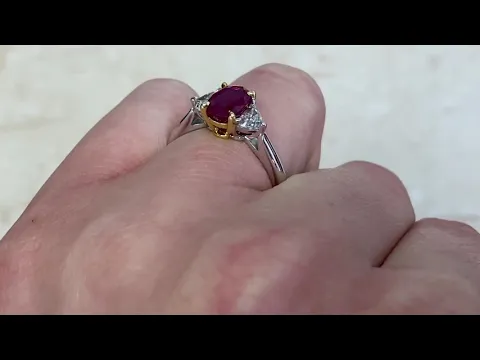 1.36ct Center Burma Ruby and Diamond 18k Yellow Gold and Platinum Ring - Chaser Ring - Hand Video