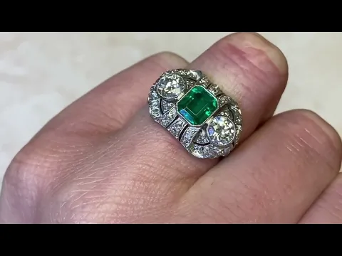 Edwardian Era Three Stone Emerald & Diamond Ring - Woodbury Ring. Circa 1910 - Hand Video