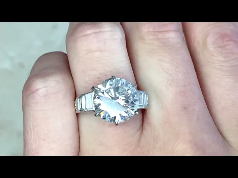 Vintage 5.57ct Round Brilliant Platinum Engagement Ring - Holliswood Ring. Circa 1960 - Hand Video
