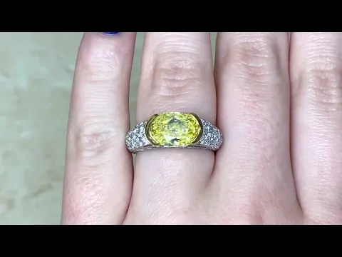 Tiffany & Co. GIA Certified 2.09ct Center Oval Cut Fancy Intense Yellow Diamond Ring - Hand Video