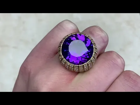 13.54ct Center Amethyst & Diamond 18k Yellow Gold Vintage Cocktail Ring -Montalegre Ring- Hand Video