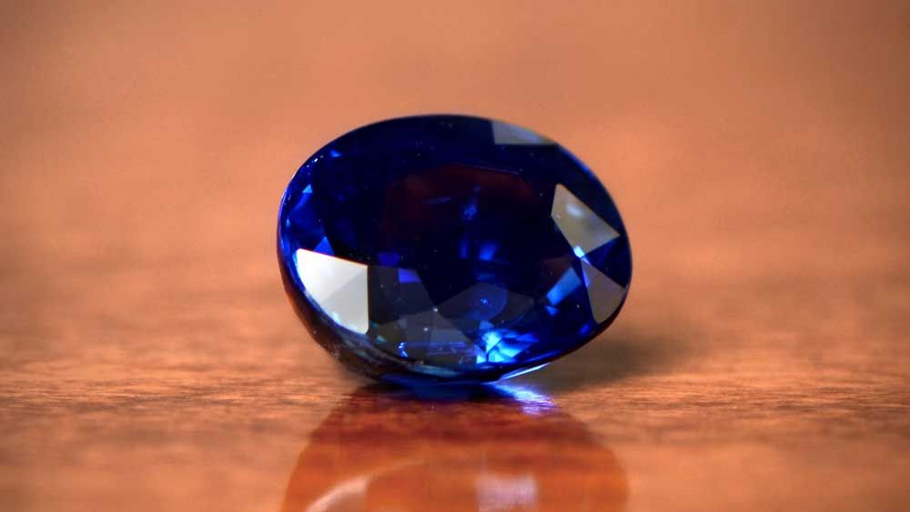 Loose Oval Cut Sapphire Picture