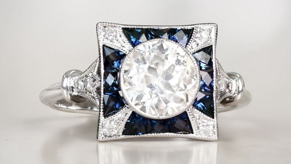 Square Ring With Round Diamond And Sapphire Halo